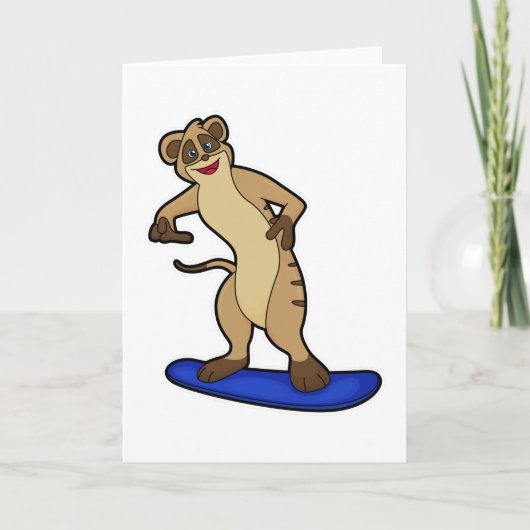 Stokstaartje als snowboarder met snowboard kaart (Voorkant)