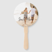 Stolen Foto. Naam en Jaar Typografie. Handwaaier (Achterkant)