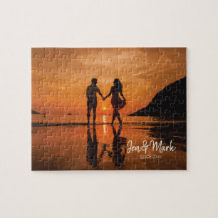 Stolen Moment. Naam en Jaar Typografie. Legpuzzel