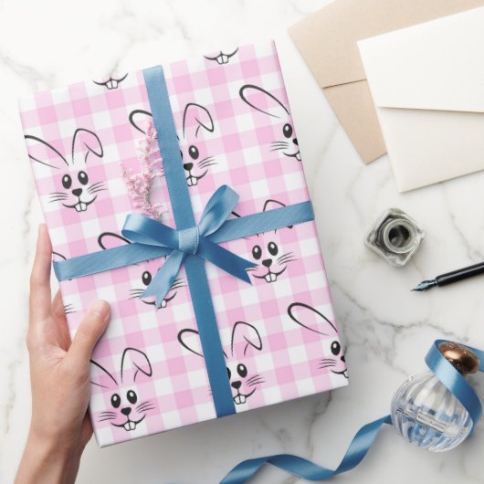 Stomme Bunnies op roze gingham Cadeaupapier (Geschenken)