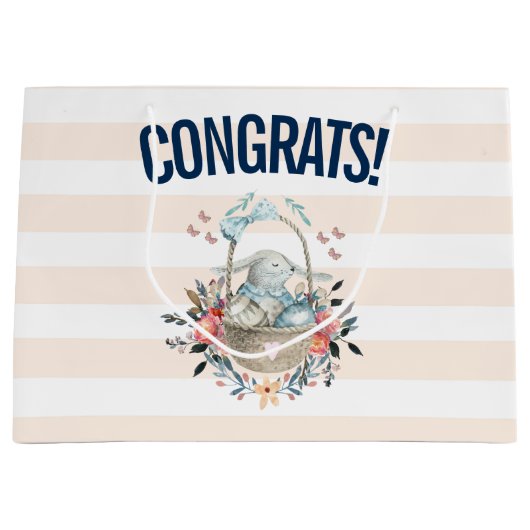 Stomme Bunny in een mand met eieren en  bloemen Groot Cadeauzakje (Voorkant)