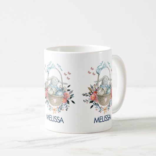 Stomme Bunny in een mand met eieren en  bloemen Koffiemok (Voorkant rechts)