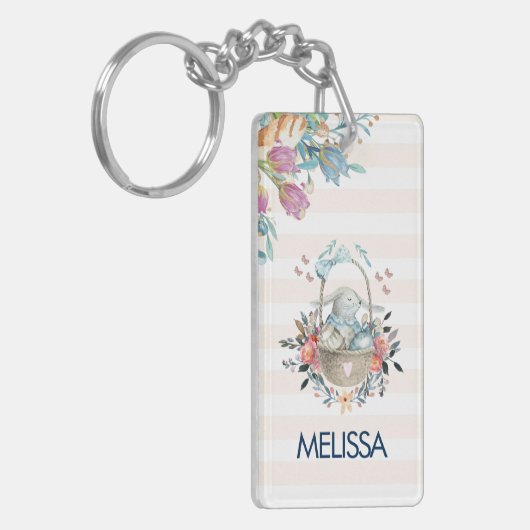Stomme Bunny in een mand met eieren en bloemen Sleutelhanger (Voorkant Links)