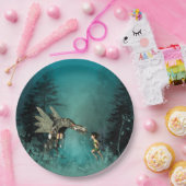 Stomme fee met stoomdraak in een fantasiewoud papieren bordje (Feest)