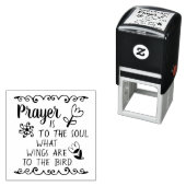 Stomme  gebedssoep wingt tegen vogel  zelfinktende stempel (In situ)