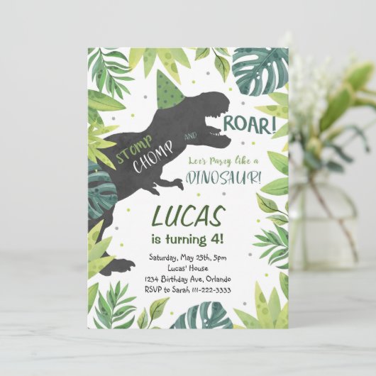 Stomp Chomp Roar Dinosaurus Verjaardag uitnodiging (Staand voorkant)