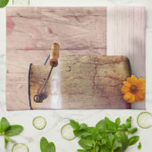 Stompen kan landstijl op hout theedoek (Gevouwen)