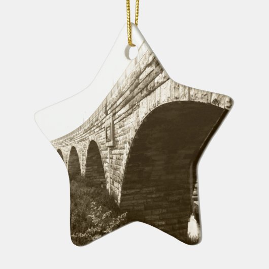 Stone Arch Bridge Keramisch Ornament (Links)