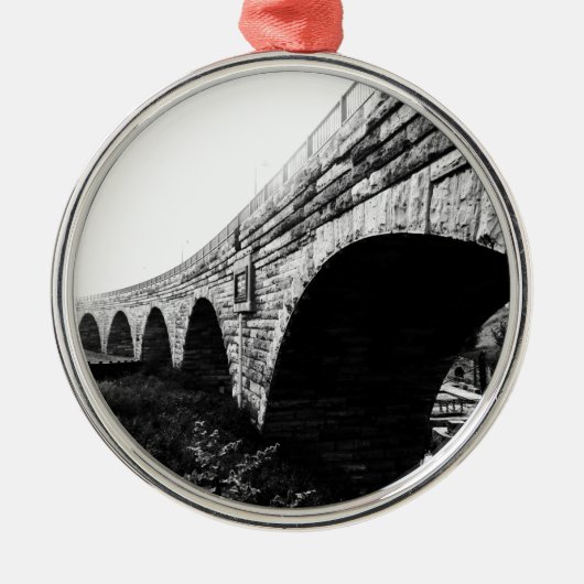 Stone Arch Bridge Metalen Ornament (Voorkant)