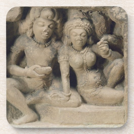 Stone carving of lovers die van een dansvoorstelli bier onderzetter (Voorkant)