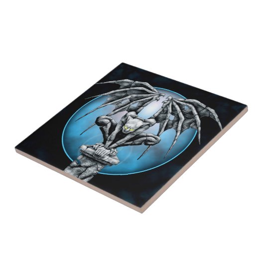 Stone Gargoyle met Blue Moon Tegeltje (Zijkant)