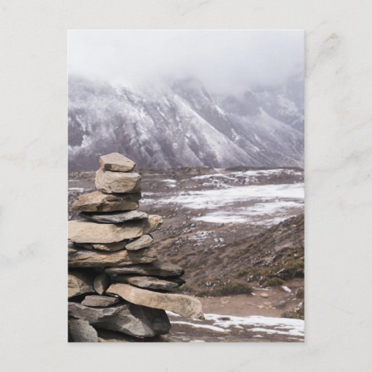 Stone Marker Pile in Snowy Himalayan Mountains Briefkaart (Voorkant)