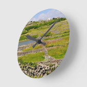 Stone Walls of Ireland Ronde Klok (Hoek)