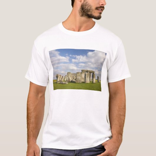Stonehenge (circa 2500 v.Chr.), UNESCO World 2 T-shirt (Voorkant)