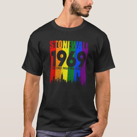 Stonewall 1969 Was A Riot LGBTQ LGBT Lesbian Gay P T-shirt (Voorkant)