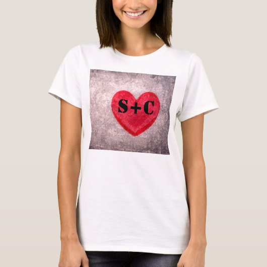 Stonewasachtige hartmonogram personaliseren t-shirt (Voorkant)