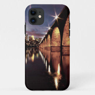 StonResearch Skyline iPhone 11 Hoesje