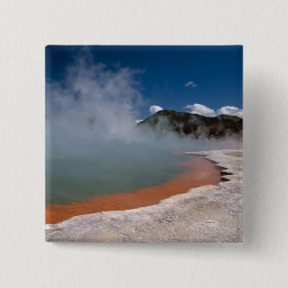 Stoom stijgend uit Champagne Pool bij WAI-O-TAPU Vierkante Button 5,1 Cm