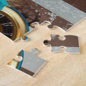 Stoomklok en turkooisrozen op gestreept legpuzzel (Zijkant)