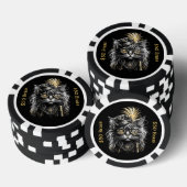 Stoompunk kat speelt met koperen pret poker chips (Opstapeling)