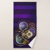 Stoomspinnenwebspin op paarse achtergrond badhanddoek (Badhanddoek)