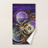 Stoomstijl Spin op Paarse Achtergrond Bad Handdoek (Handdoek)