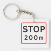 Stop 200m verkeersbord verkeerswaarschuwing veilig sleutelhanger (Voorkant)