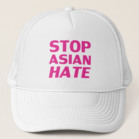 Stop Asian Hate, hot-roze fuchsia letters white Trucker Pet (Voorkant)