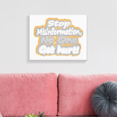 "Stop desinformatie" Schattige ontwerp. Bestel nu Canvas Afdruk (Insitu (Woonkamer))