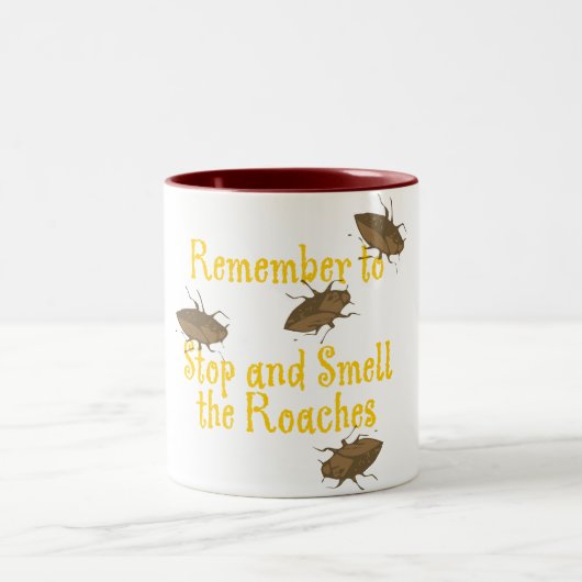 Stop en ruik de kakkerlakken LG Gfx Tweekleurige Koffiemok (Center)