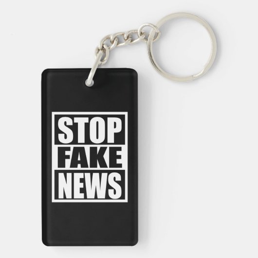 Stop Fake News Sleutelhanger (achterkant)