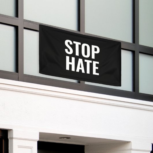 Stop haat zwart-wit spandoek (Buitenkant Gebouw)