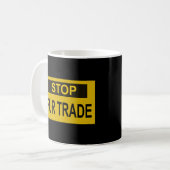 Stop handel Geel Koffiemok (Voorkant links)