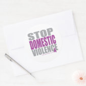 Stop huiselijk geweld ronde sticker (Envelop)