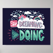 Stop met dromen, begin donkerblauw te doen poster (Voorkant)