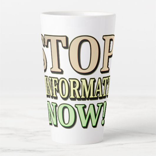 "STOP MISINFORMATIE" Cute Design. Bestel nu Latte Mok (Voorkant)