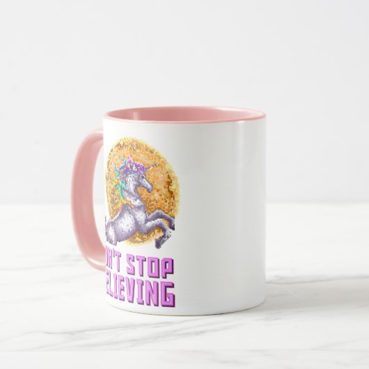Stop niet met Believin Rainbow Unicorn Mok (Voorkant links)