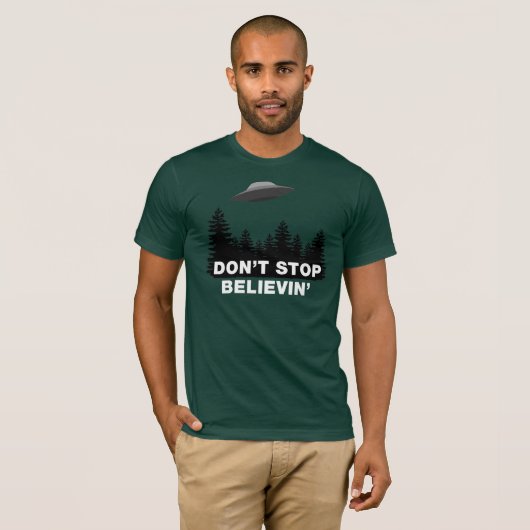 Stop niet met Believin (UFO) T-shirt (Voorkant volledig)