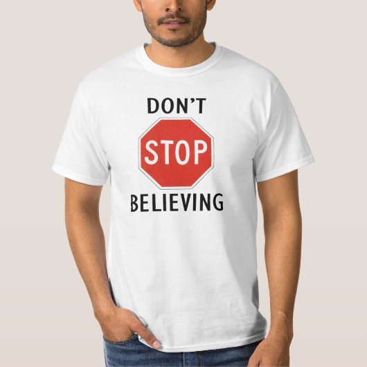 Stop niet met geloven t-shirt (Voorkant)