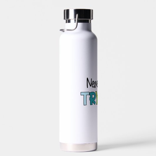 Stop nooit met het proberen van een waterfles (Rechts)