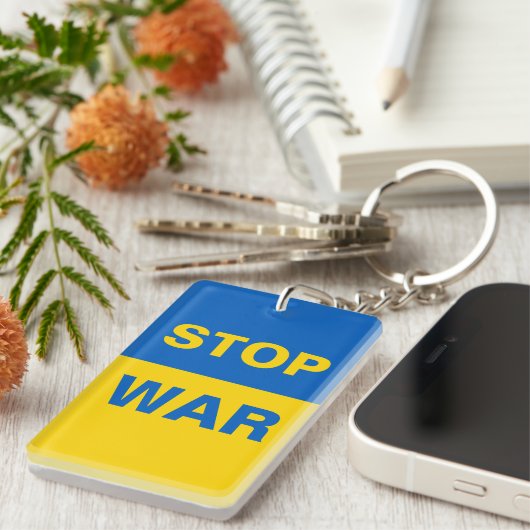 Stop oorlog Oekraïne Sleutelhanger (Voorkant Rechts)