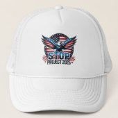 STOP Project 2025 - Defend Democracy - Vote Blue Trucker Pet (Voorkant)