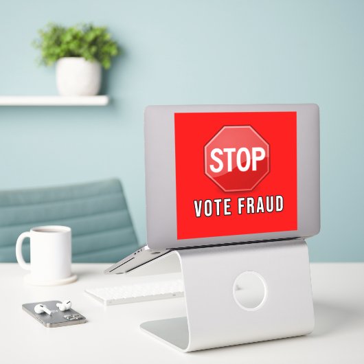 Stop stemfraude sticker (Laptop op bureau)