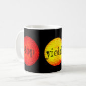 stop yield go koffiemok (Voorkant links)