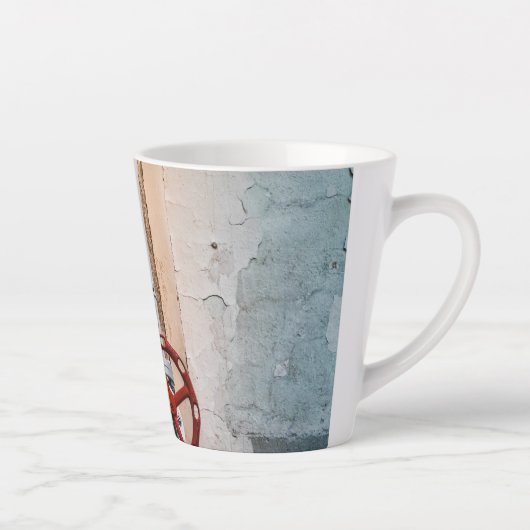 Stopcock in Schiffbau, Zürich Latte Mok (Rechts)