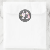 Stork Meisjes Baby shower Retouradreslabel Ronde Sticker (Tas)