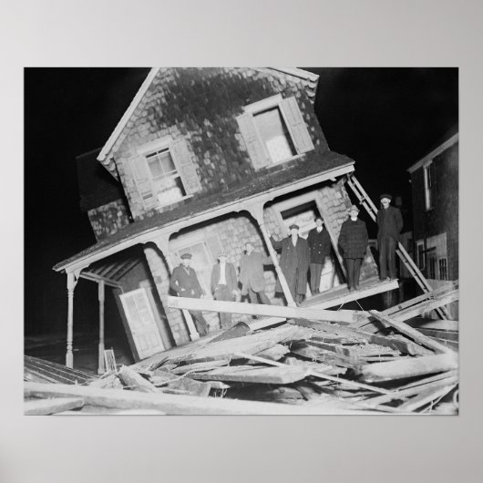 Storm beschadigd huis, 1914. Oude foto Poster (Voorkant)