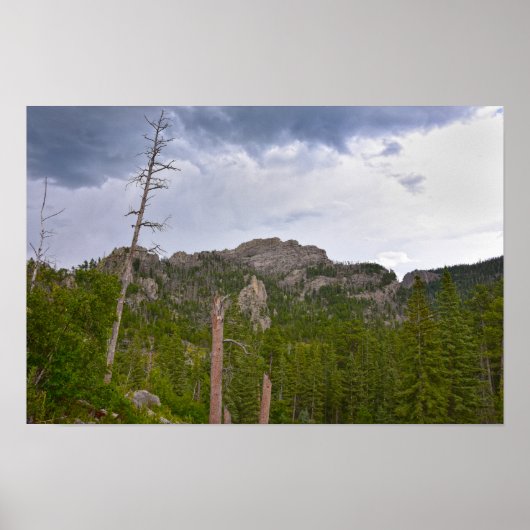 Storm broeit in de Black Elk Wilderness Poster (Voorkant)