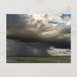 Storm die zich vormt boven de nabijgelegen helling briefkaart