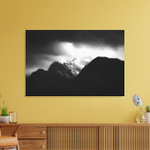 Storm en zon boven de bergen canvas afdruk (Insitu (Woonkamer))
